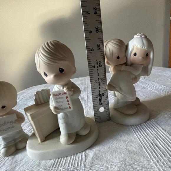 Precious Moments Cake Toppers - Cream and White - Picture 9 of 9